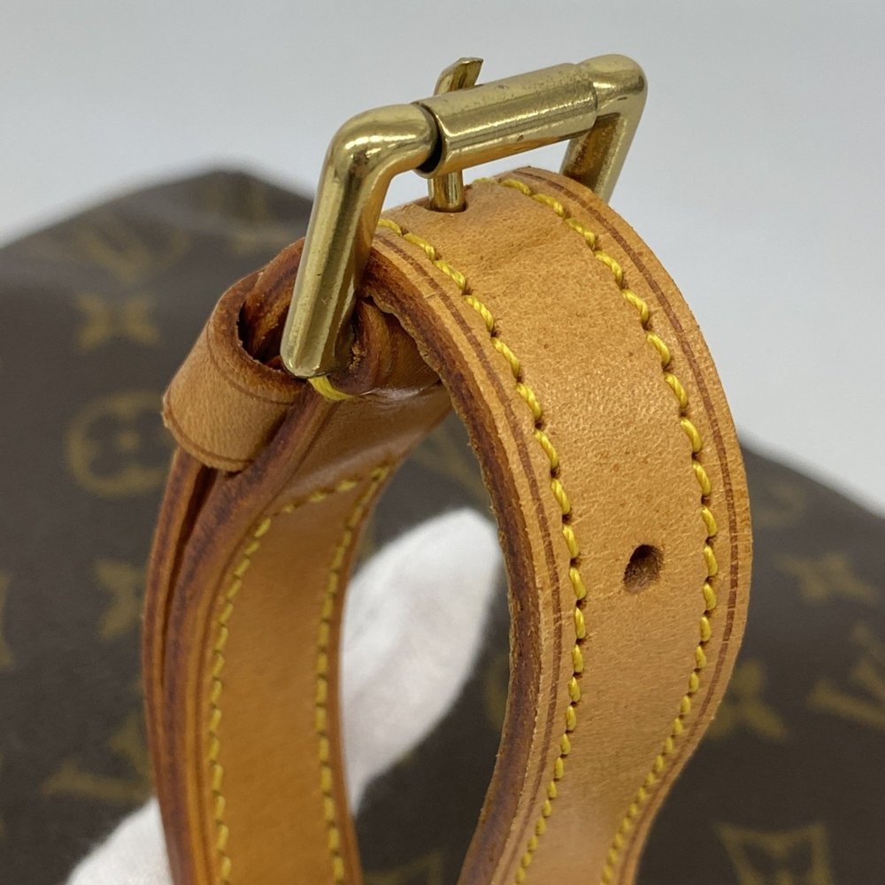 LOUIS VUITTON Authentic Brown Monogram Shoulder Bag - Picture 8 of 9